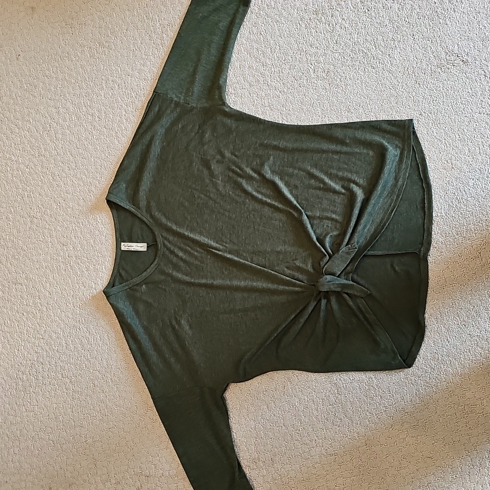 NWOT-Per Seption Concept Women's Green Top